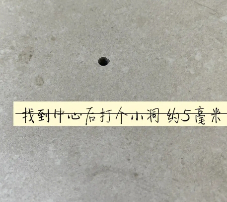 马鞍山瓷砖空鼓维修公司专业解答在瓷砖铺贴过程中，如果砂料搅拌不均匀，将会带来以下问题